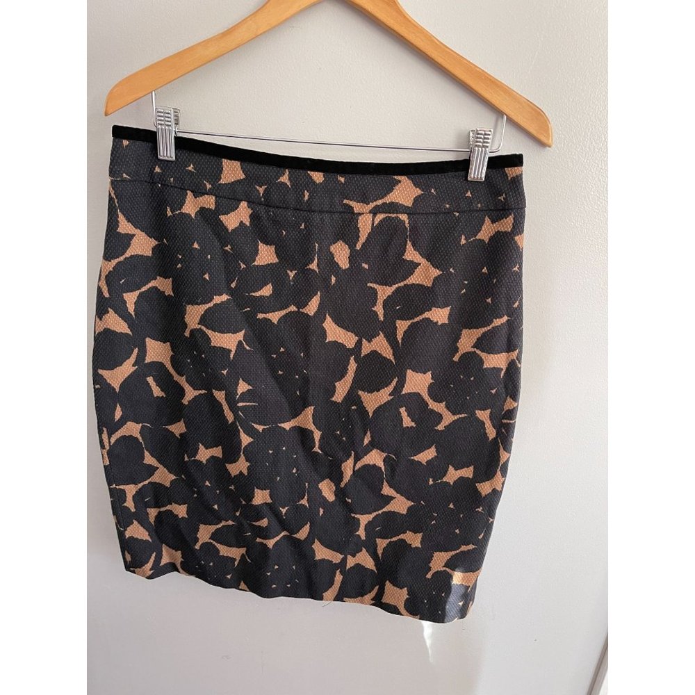 Boden Black and Tan Floral Skirt